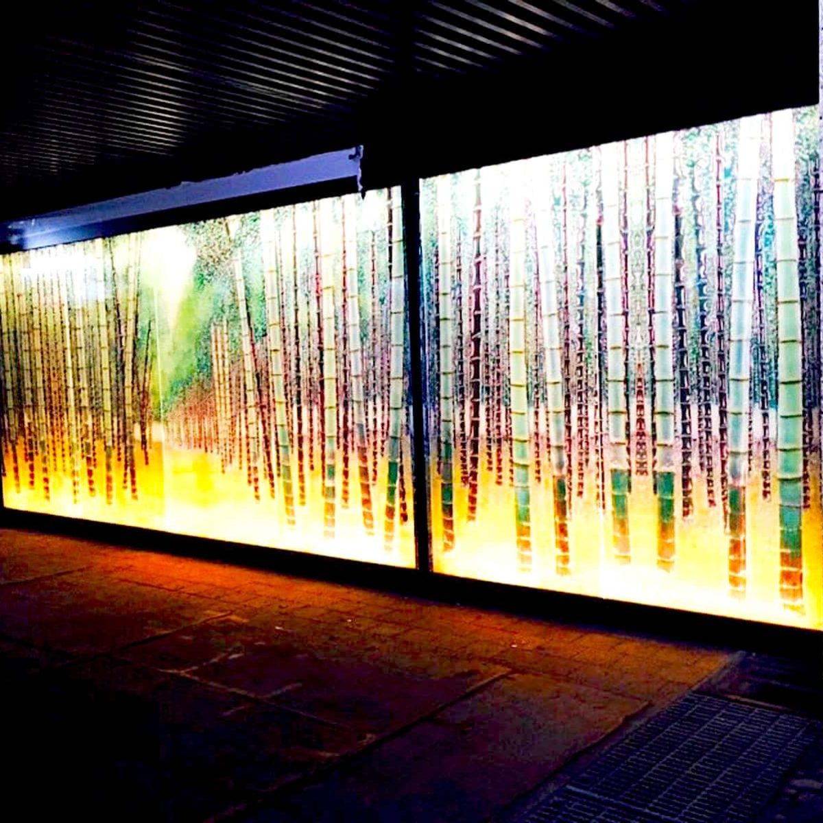 竹城建設-藝術光廊玻璃